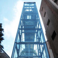 ascensor vertical de calle Tutulu