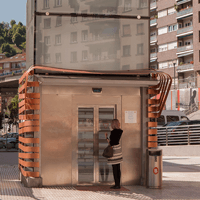 ascensor vertical de plaza del funicular (Moraza)