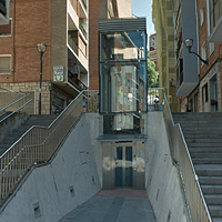 Ascensor vertical Trauko